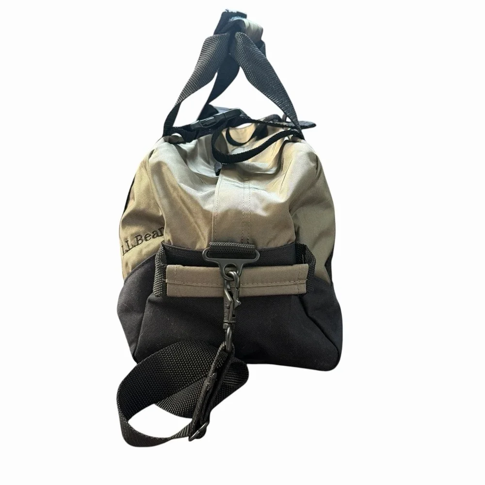 LL Bean Nylon Duffle Duffel Bag Green Shoulder Strap Explorer Gorpcore Outdoors